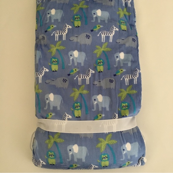 NEW Baby Blanket Blue Sherpa Reverse Animal Theme Baby Gift | Elements of Style - Picture 3 of 7